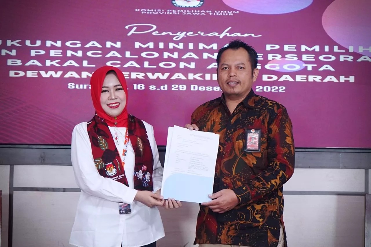 Hari Ini Tambah Satu, Bakal Calon Anggota DPD RI Yang Serahkan Dukungan Minimal Pemilih Ke KPU Jatim
