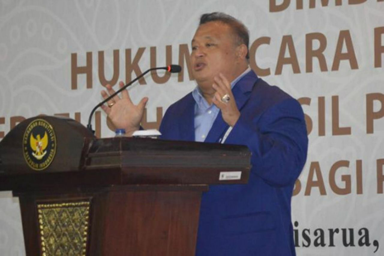 Yasin Limpo Harus Mundur Sebagai Mentan