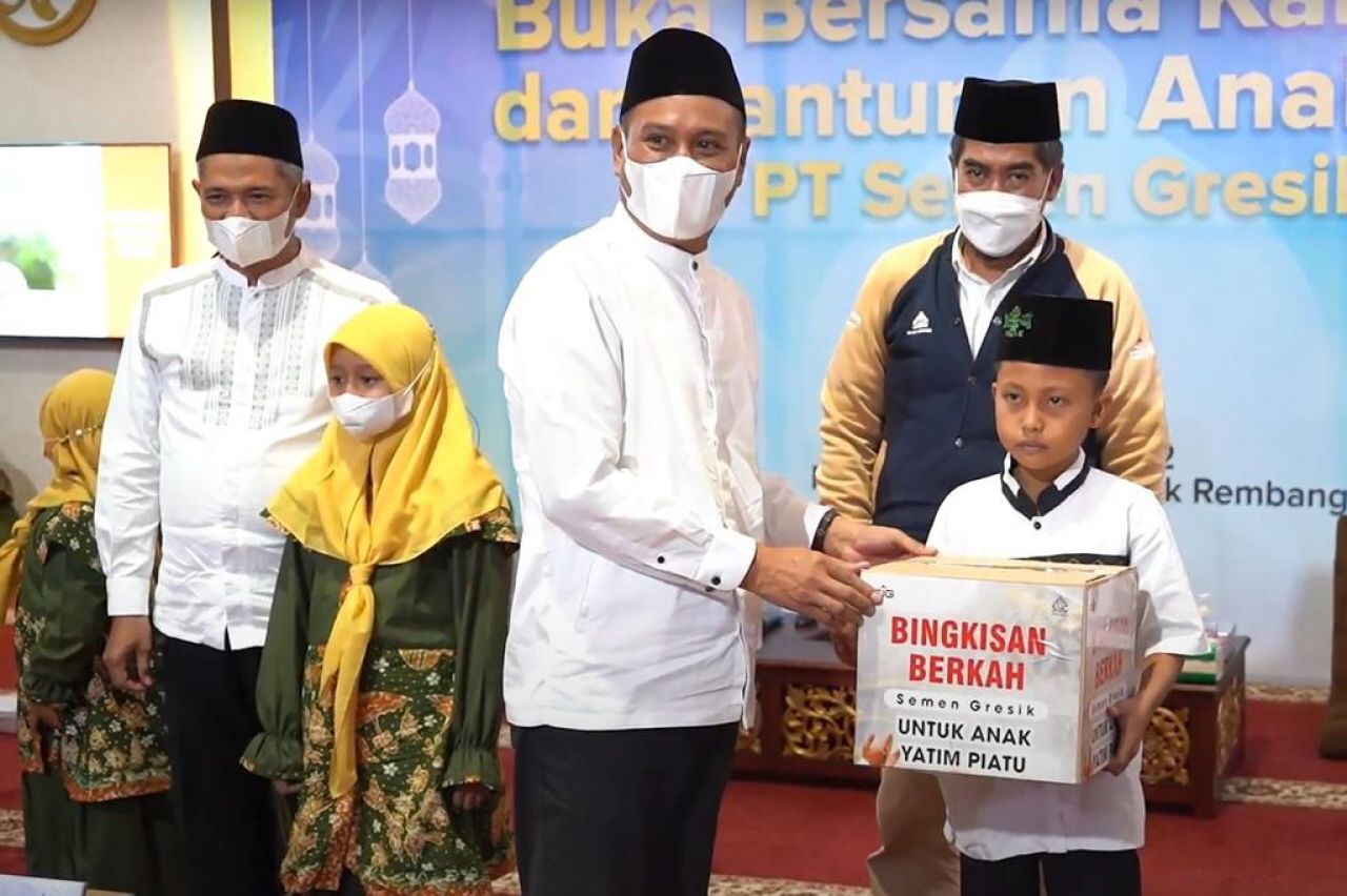 SIG Salurkan Bantuan Rp7,62 Miliar dalam Rangkaian Ramadan Berbagi 2022
