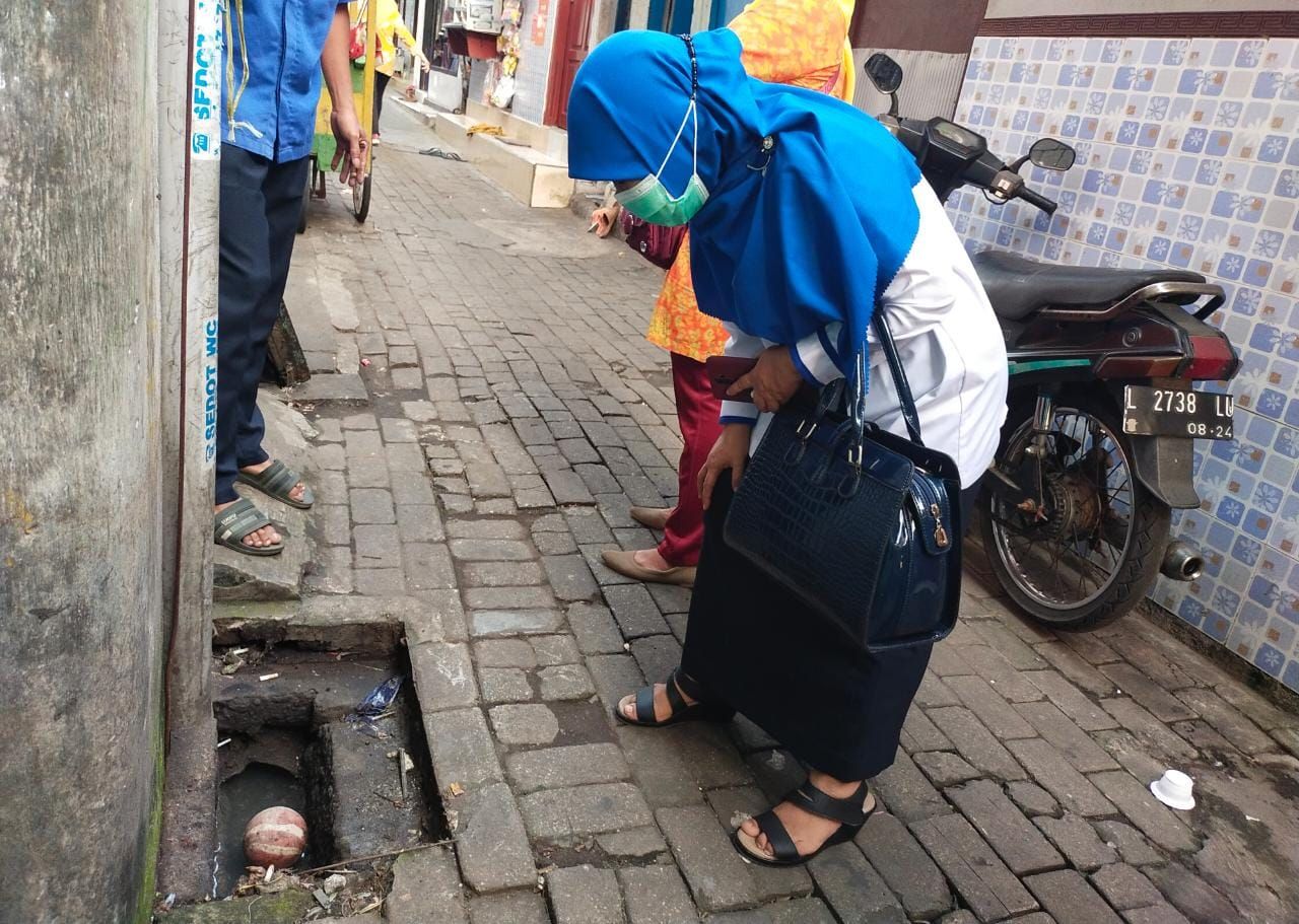 Sidak ke Lapangan, Permintaan Paving Belum Terealisasi