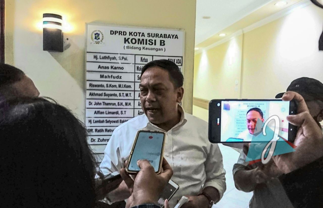 Layanan Integritas, Warga Sangat Antusias, Anas Karno Sesalkan Dinas Kurang Siap