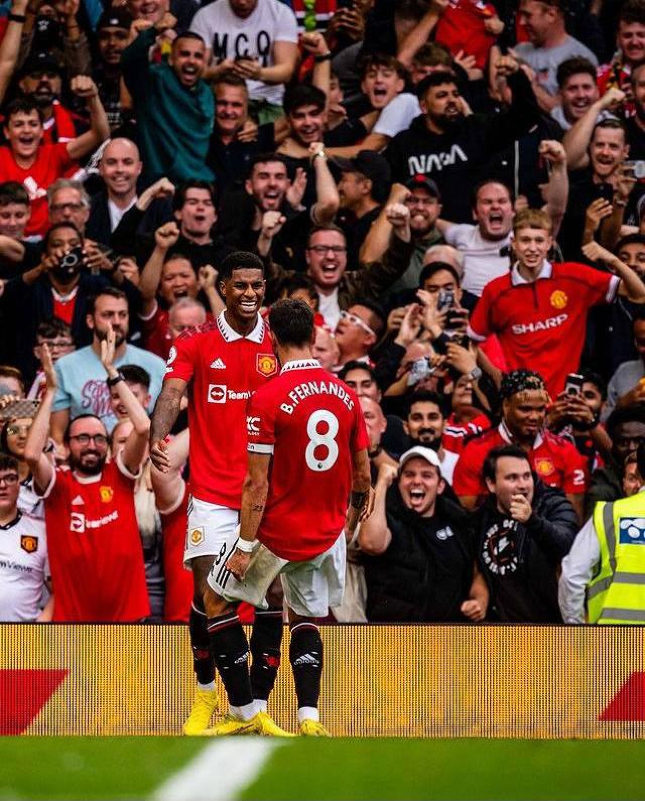 Selebrasi goal Rashford saat melawan Arsenal (4/9)