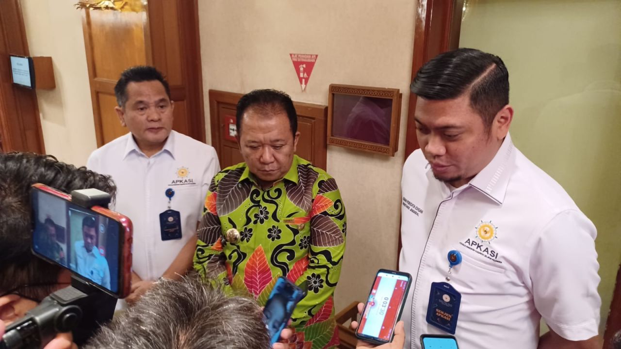 Raker Apkasi Jawa Timur Bahas Keberadaan honorer dan Kerjasama antar pemerintah daerah.