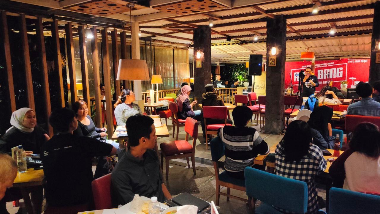 Asik Bang Bandung Gelorakan Kebersamaan