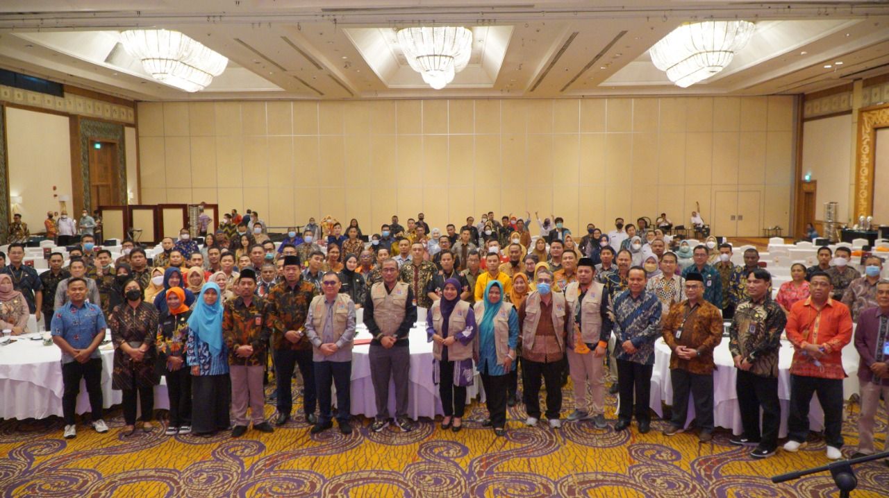 Peserta Pelatihan Sistem Informasi Anggota KPU dan Badan Ad Hoc (SIAKBA) untuk operator dari KPU Provinsi di seluruh Indonesia., Surabaya (29/9/2022)