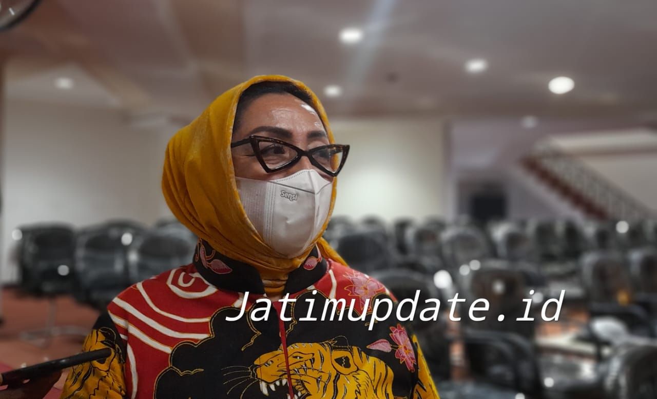 Kepada Pemkot, Pertiwi Ayu Krishna: Jangan Anak Tirikan Komisi A