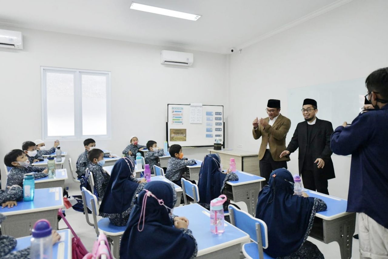Ridwan Kamil: Sekolah Swasta Turut Berperan Bangun Peradaban