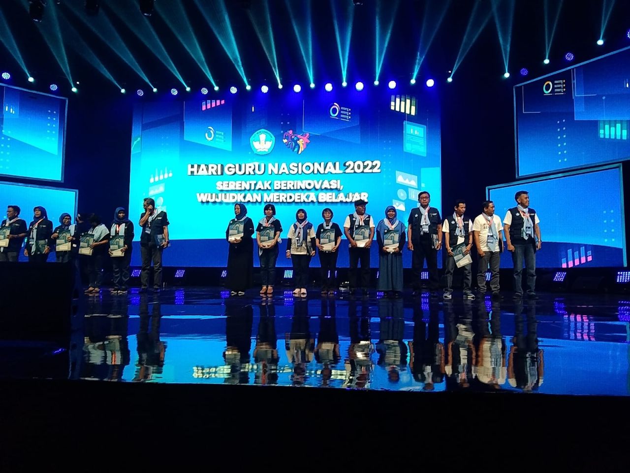 Daftar Guru dan Tenaga Kependidikan Inspiratif 2022 Dari Jawa Tmur