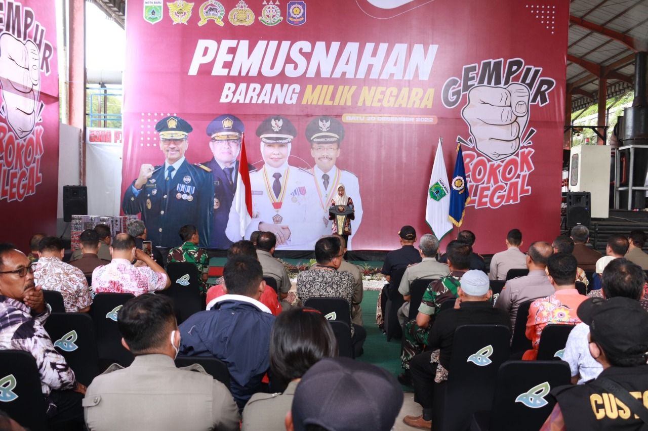 Dua Juta Rokok Ilegal Dimusnahkan Di Batu