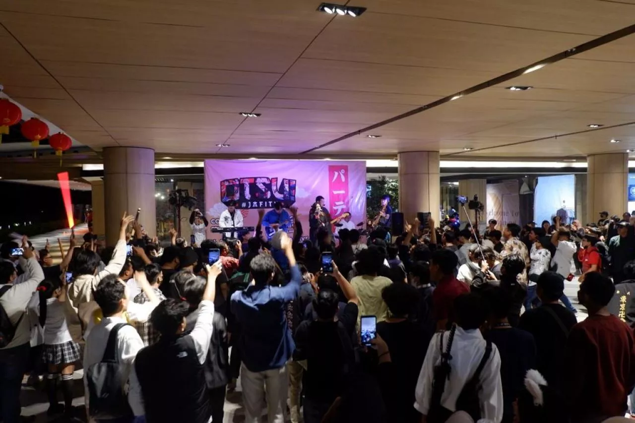 Fakultas Ilmu Komunikasi Unitomo, Gelar Jejepangan di Lagoon Avenue Mall