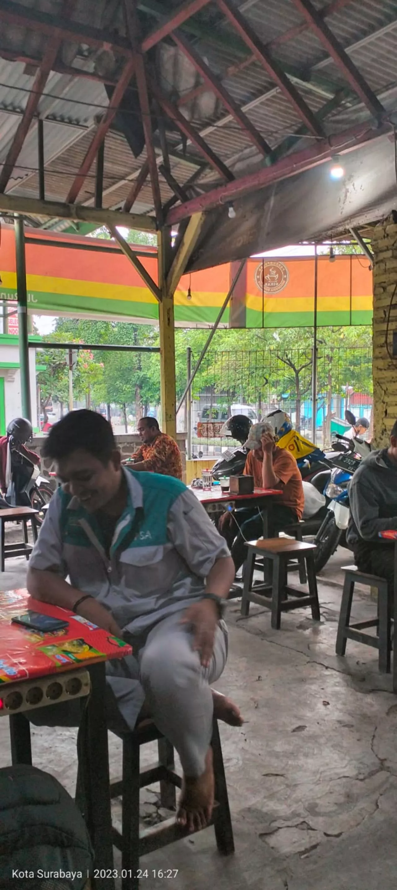 Dari Lisan, Imajinasi, Lalu Jadi Tulisan