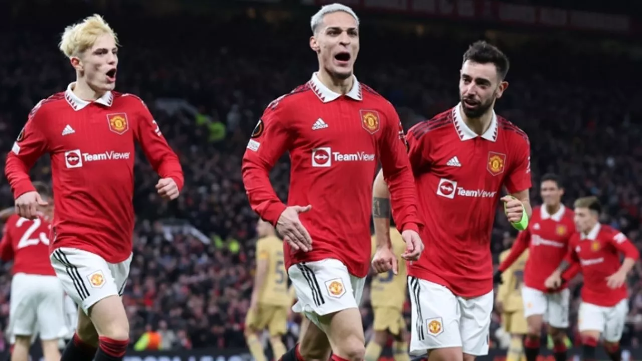 Comeback Antony, Bawa Manchester United Kalahkan Barcelona 2-1