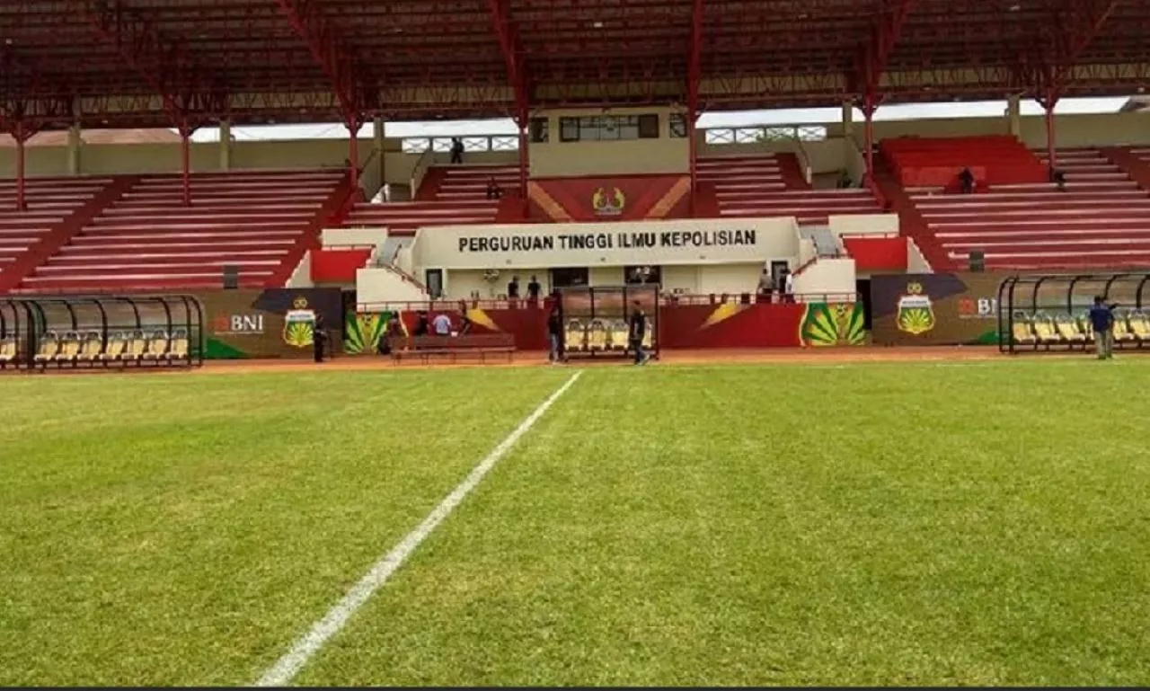 Sempat Ditolak, Akhirnya Arema Berkandang Di Stadion PTIK Jakarta