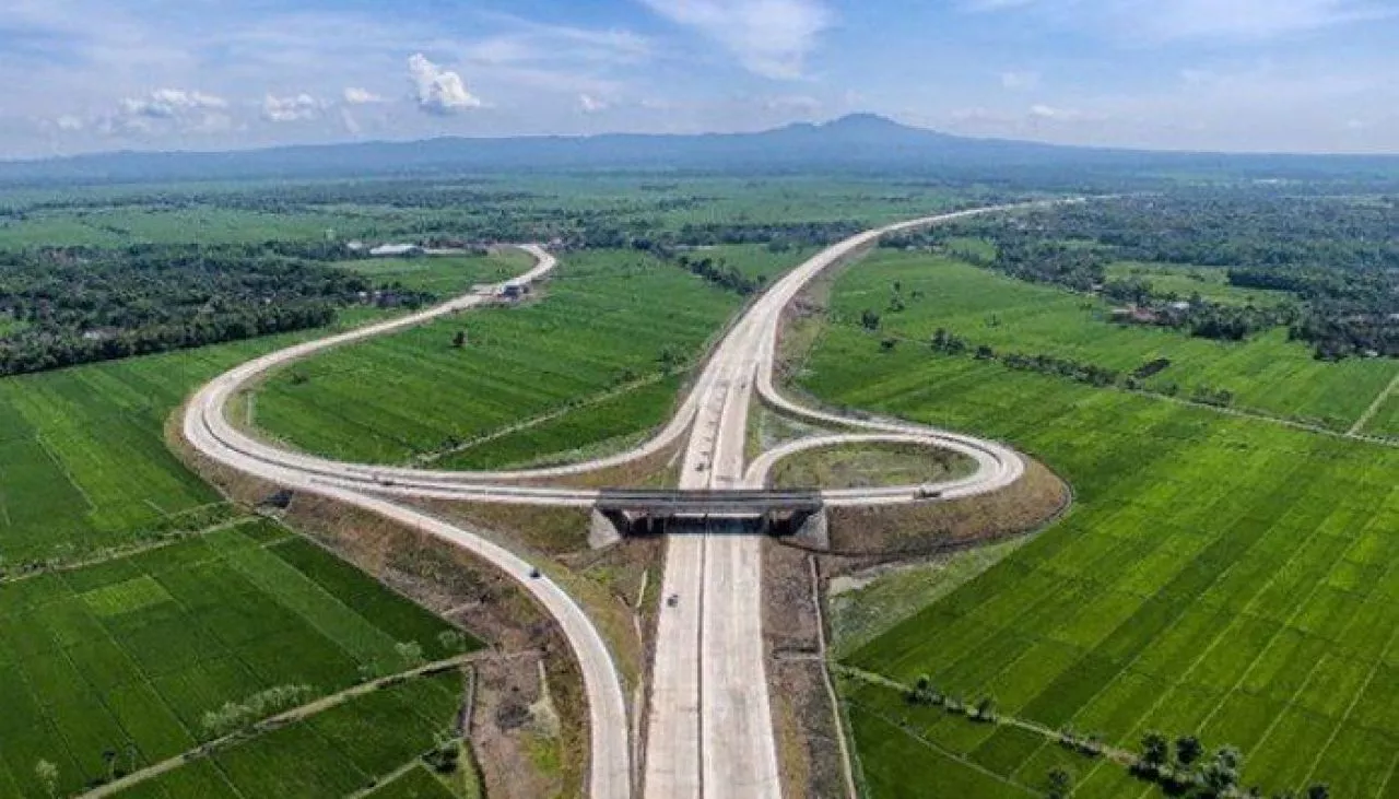 Telan Anggaran 10 Trilliun, Proyek Tol Kediri-Tulungagung Masuki Tahap Pengukuran Lahan