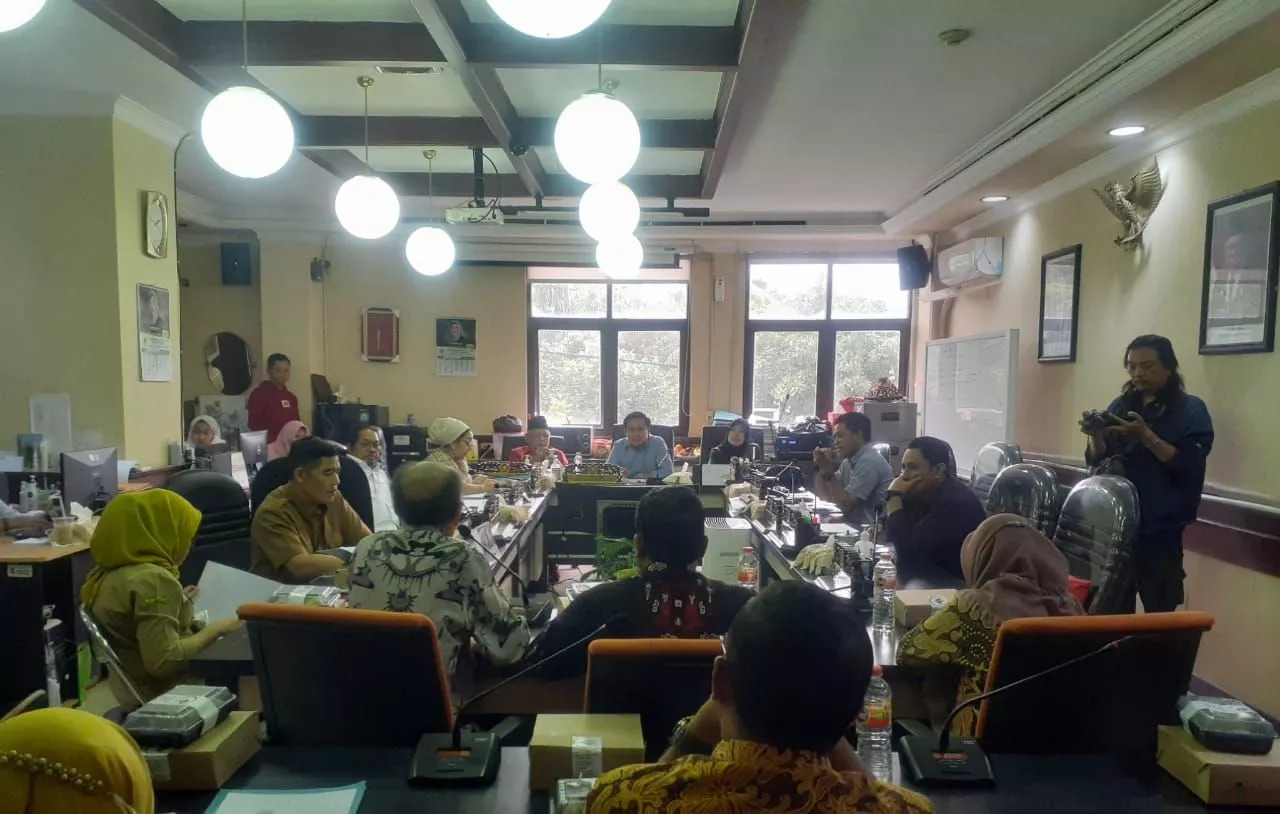 Kawasan Cagar Budaya Tipe Utama, Bersih dari Reklame