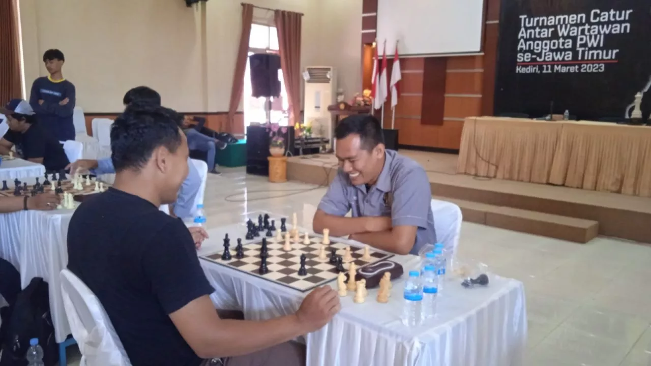 Turnamen Catur Antar Wartawan Anggota PWI Jawa Timur