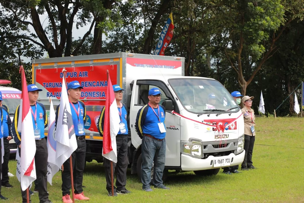 Tagana Jatim Luncurkan Mobil Dapur Air Nutrisi Untuk Korban Bencana Alam