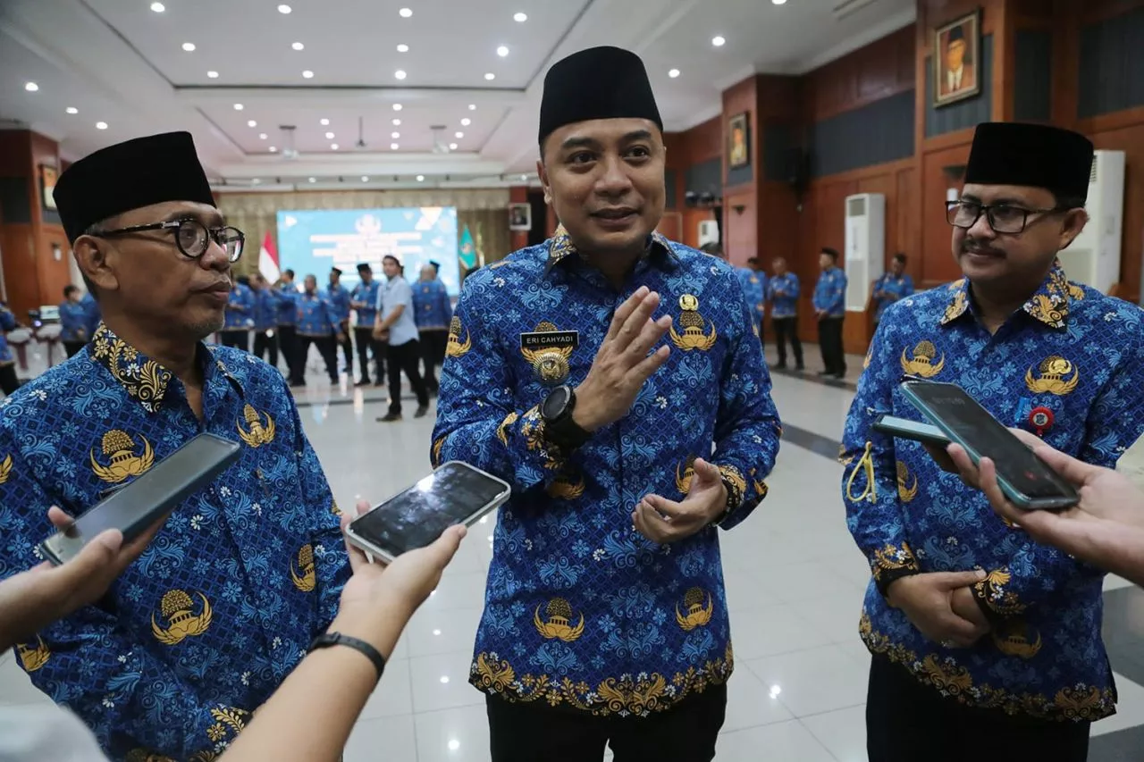 Jelang Tahun Pemilu 2024, Wali Kota Surabaya Minta ASN Pemkot Jaga Netralitas