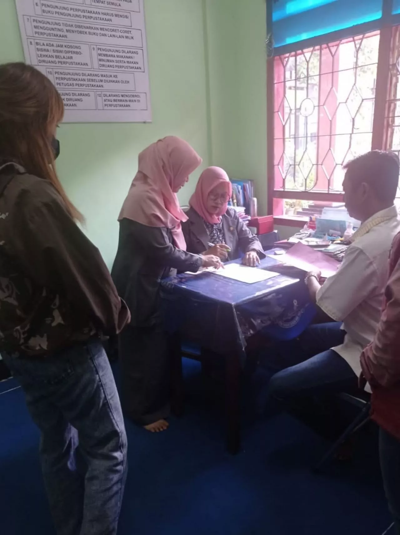 Bantu Pendidikan di Surabaya, PT Patriots Group Salurkan CSR untuk Pembayaran SPP Warga Tidak Mampu