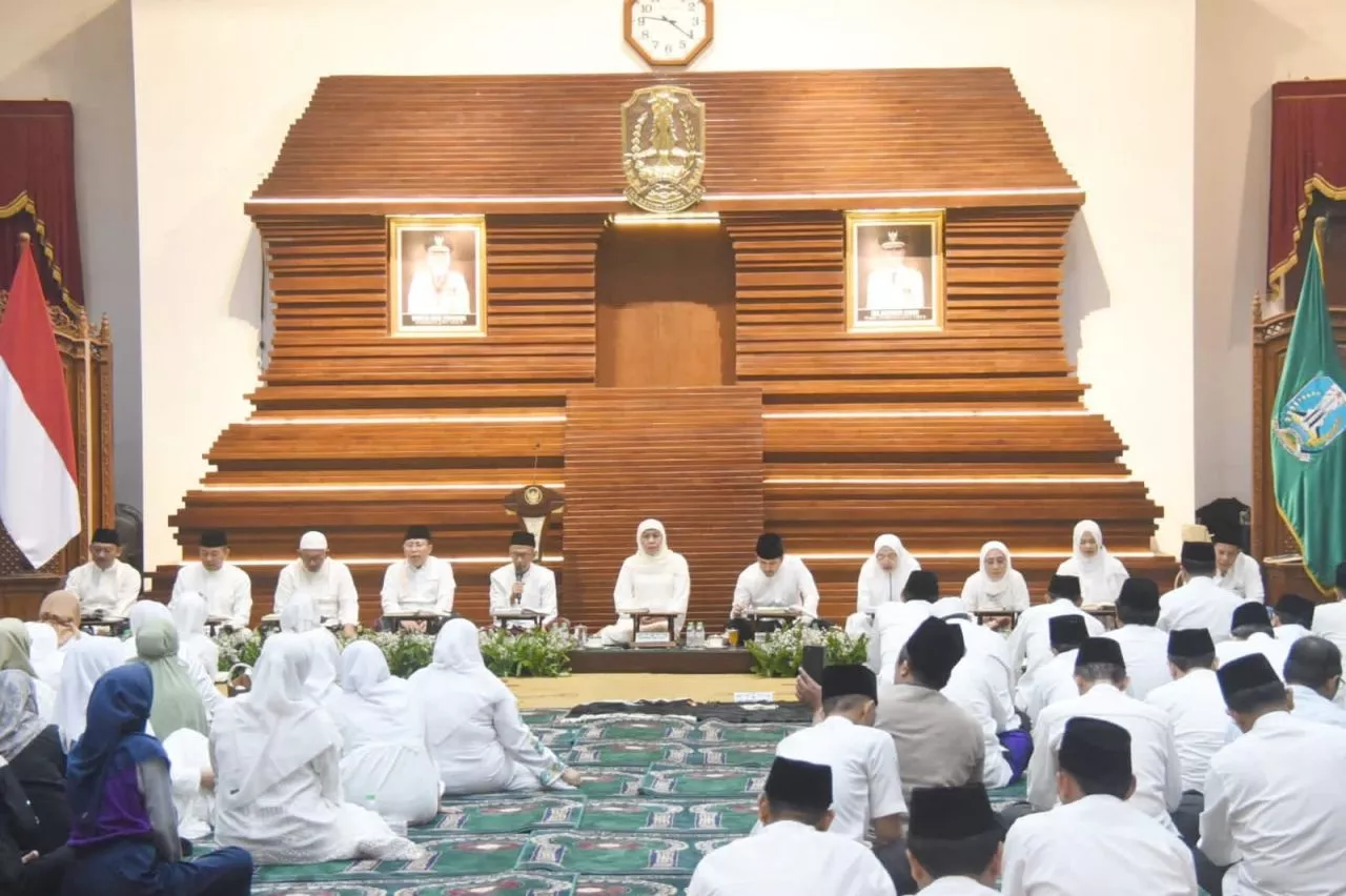 Khatam 44 Kali Bersama Gubernur Khofifah