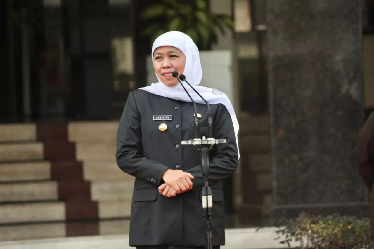 Hadapi Cuaca Panas Ekstrem, Begini Tips Aman Beraktifitas di Luar Rumah Ala Gubernur Khofifah