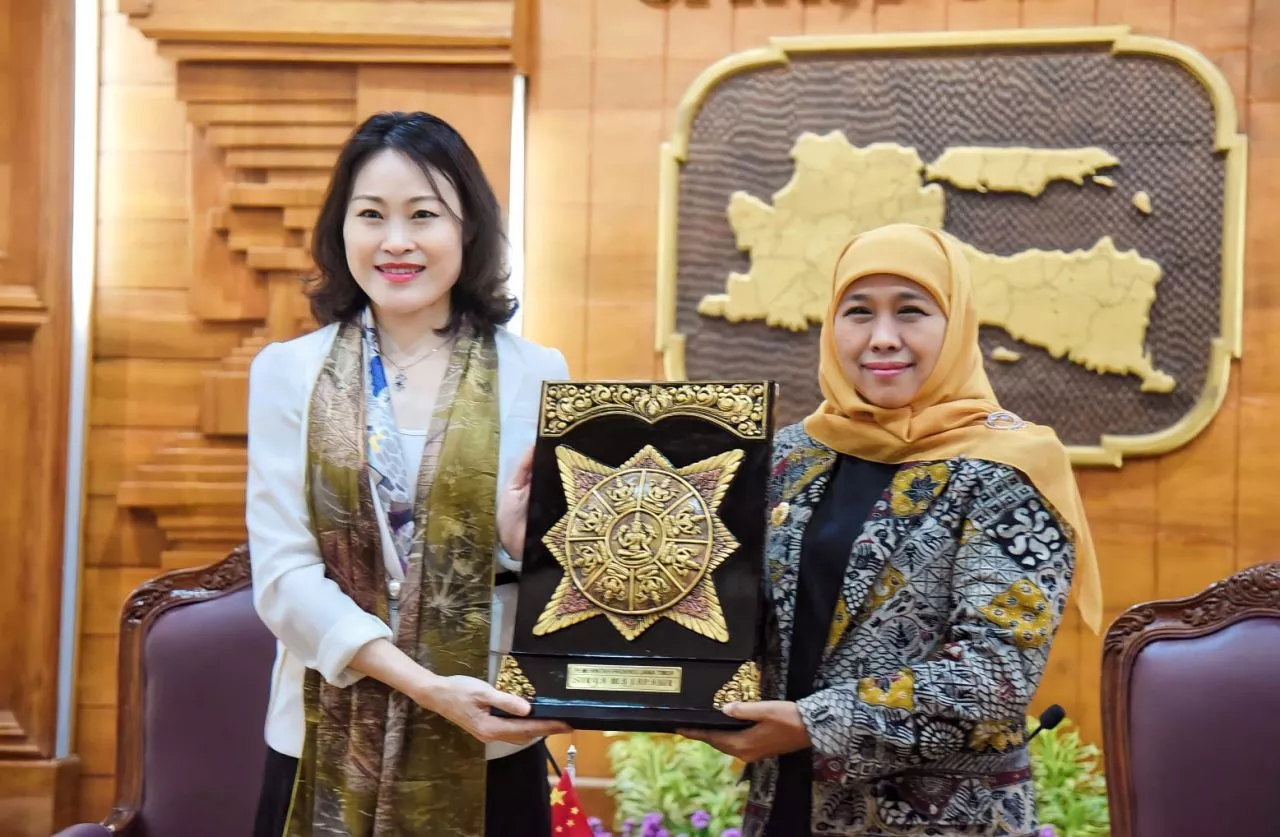 Dubes RRT untuk ASEAN Dan Gubernur Khofifah Bahas Kerjasama di Bidang Pedidikan dan Pertanian