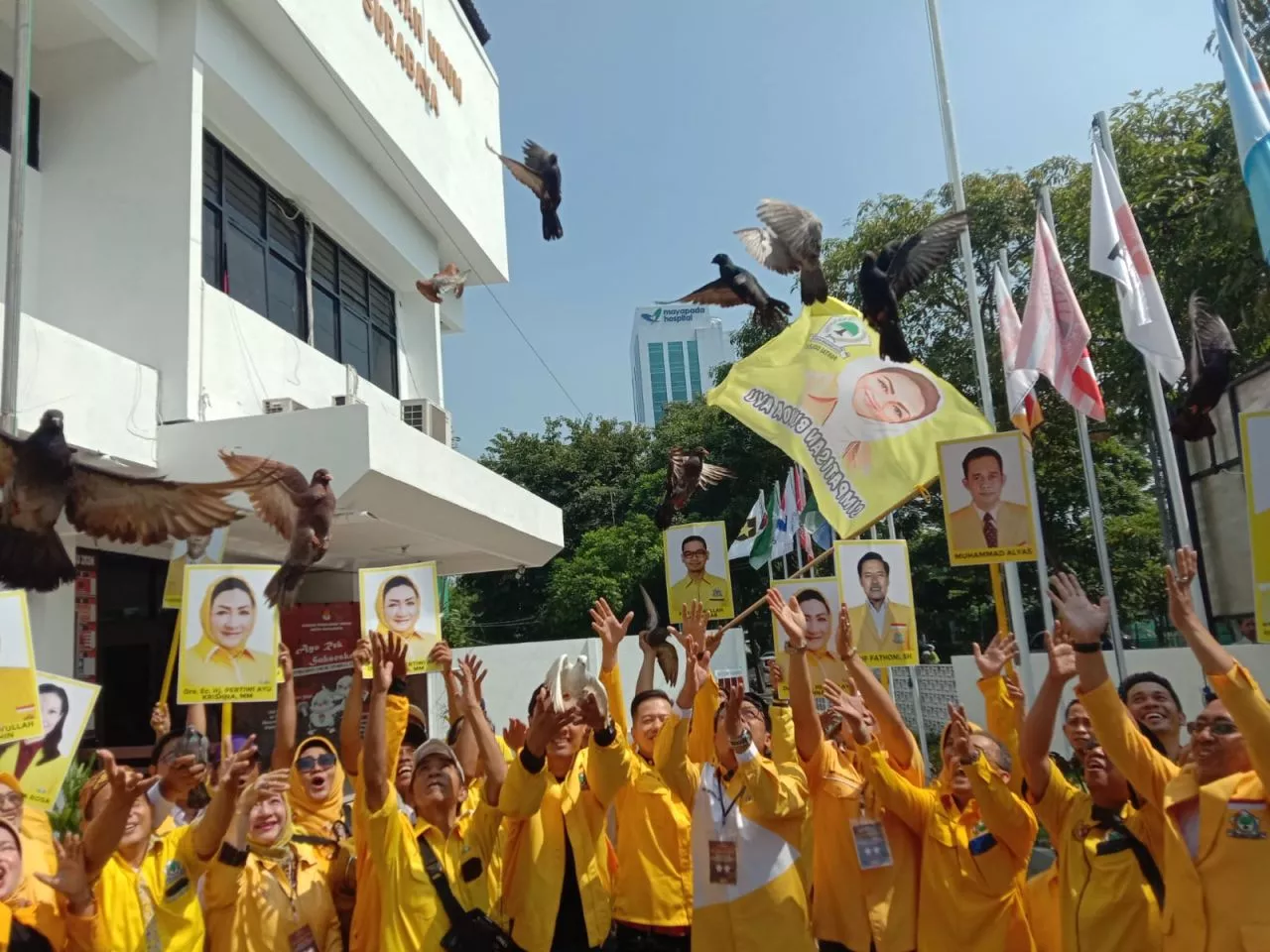 DPD Partai Golkar Surabaya Daftarkan 50 Bacaleg, Targetkan Menang 10 Kursi
