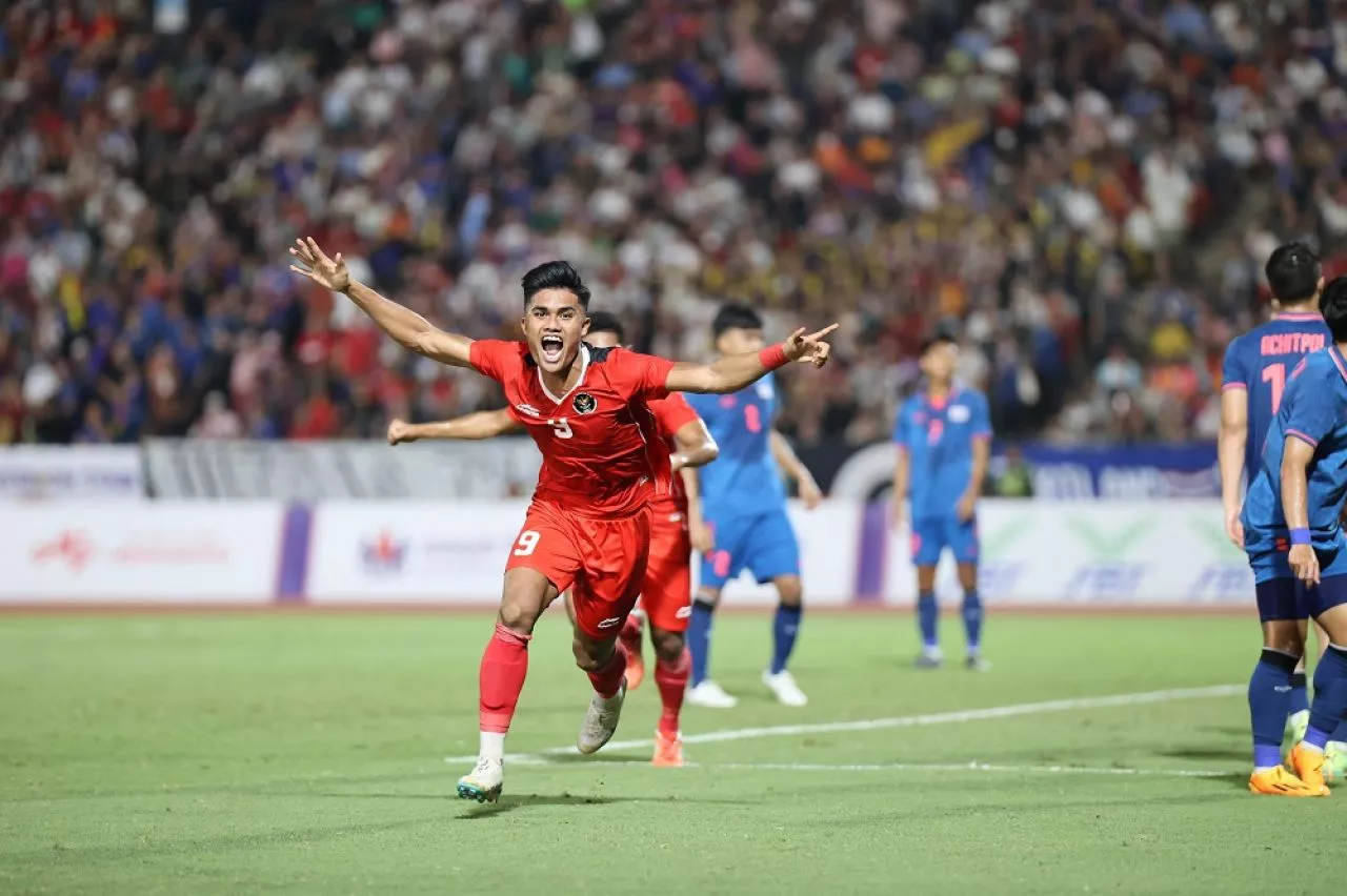Hujan Gol, Kartu dan Baku Hantam Hasilkan Medali Emas Sepak Bola Sea Games 2023 Kamboja