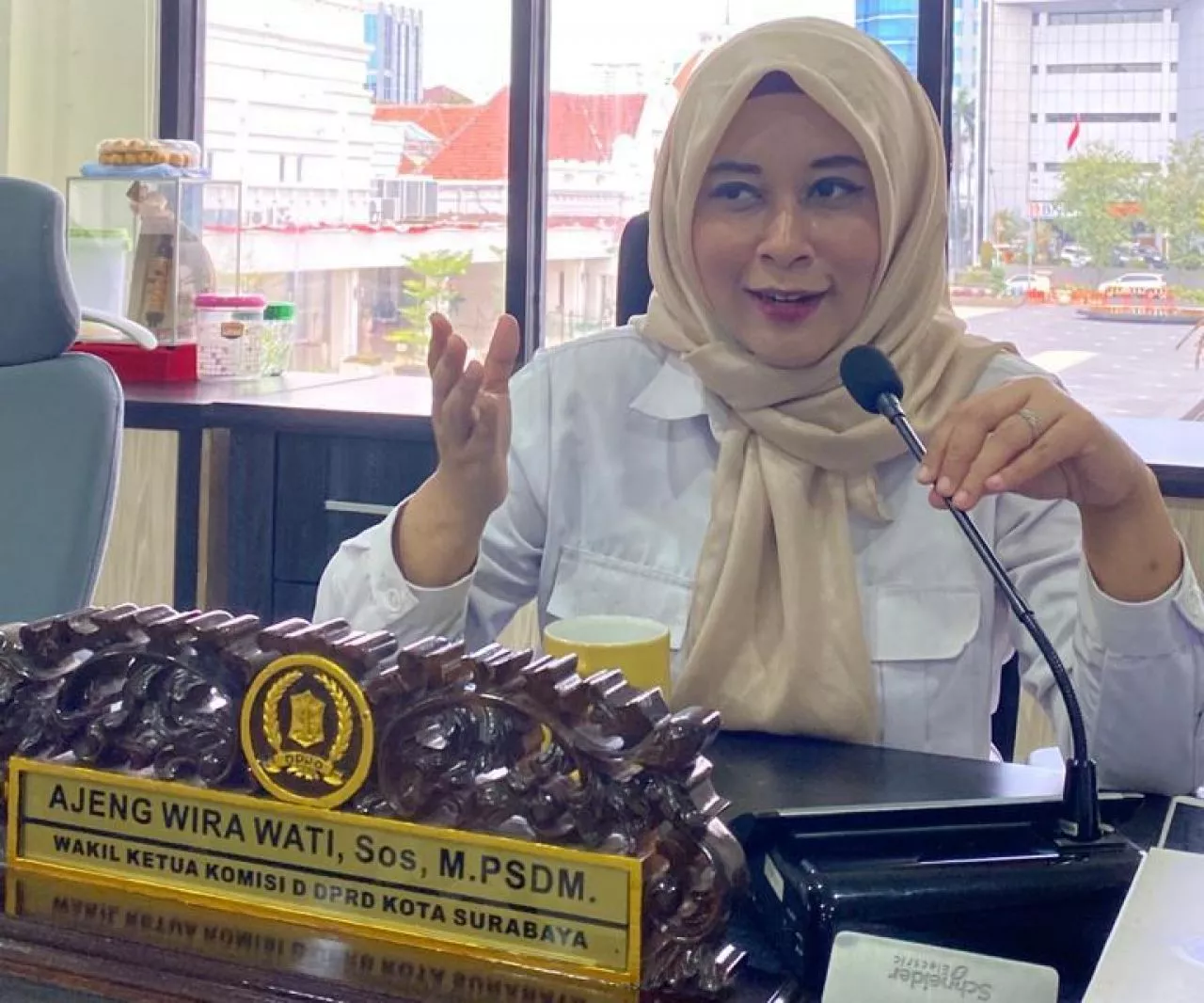 Momen Hardiknas, DPRD Surabaya Dorong Pemkot Penuhi Kebutuhan Akademis dan Non Akademis Pelajar