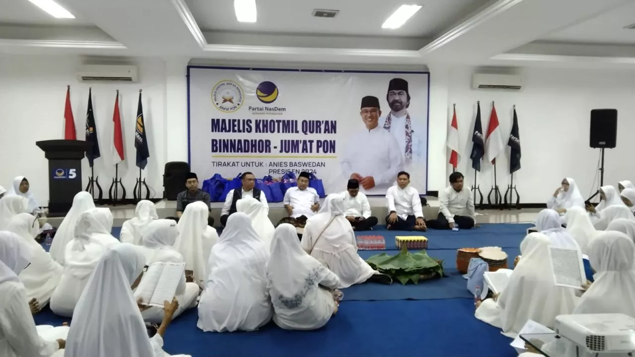 Tirakat Menangkan Anies di Pilpres 2024, NasDem Jatim Launching Majelis Qur'an Binnadhor Jumat Pon