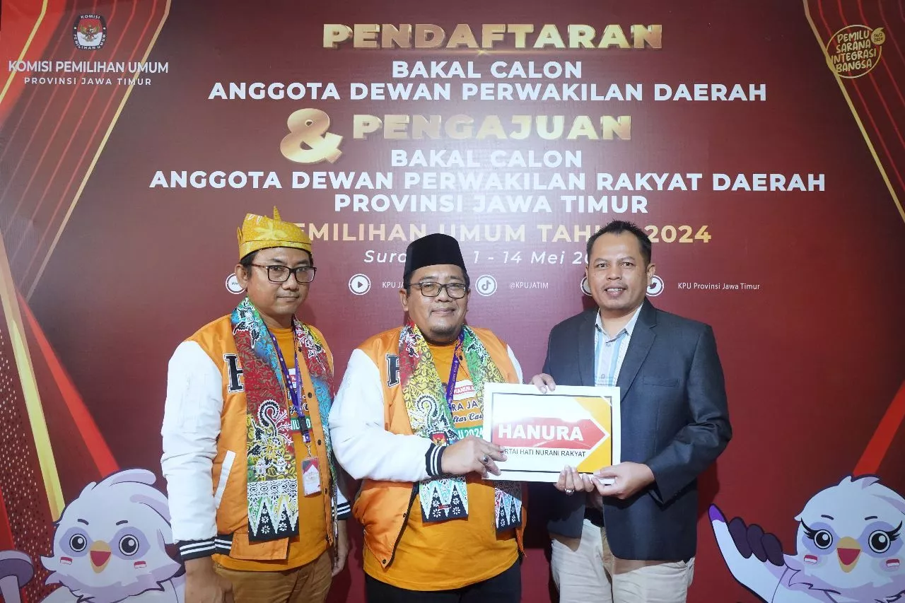 Daftarkan 120 Bacaleg, Hanura Optimis Raih 7 Kursi Di DPRD Jatim