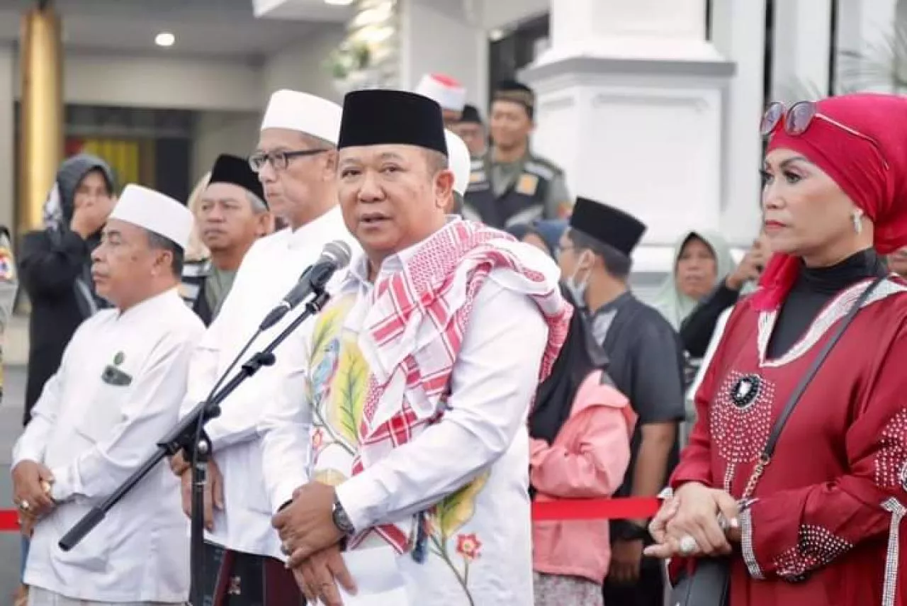 Bupati Hendy Lepas Keberangkatan Calon Jemaah Haji Kabupaten Jember