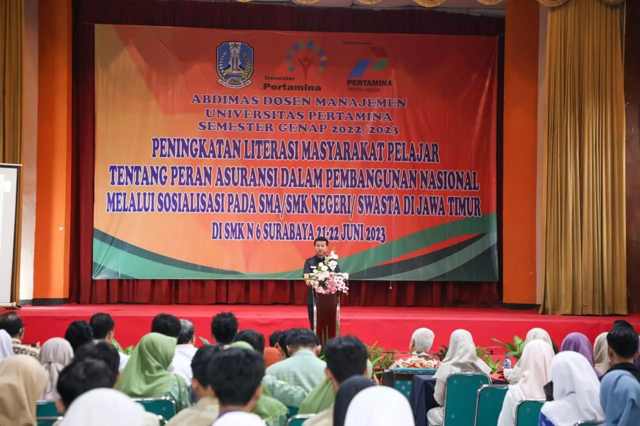 Wagub Emil Dorong Siswa SMA/SMK se-Jatim Buka Wawasan dan Berfikir Intelektual