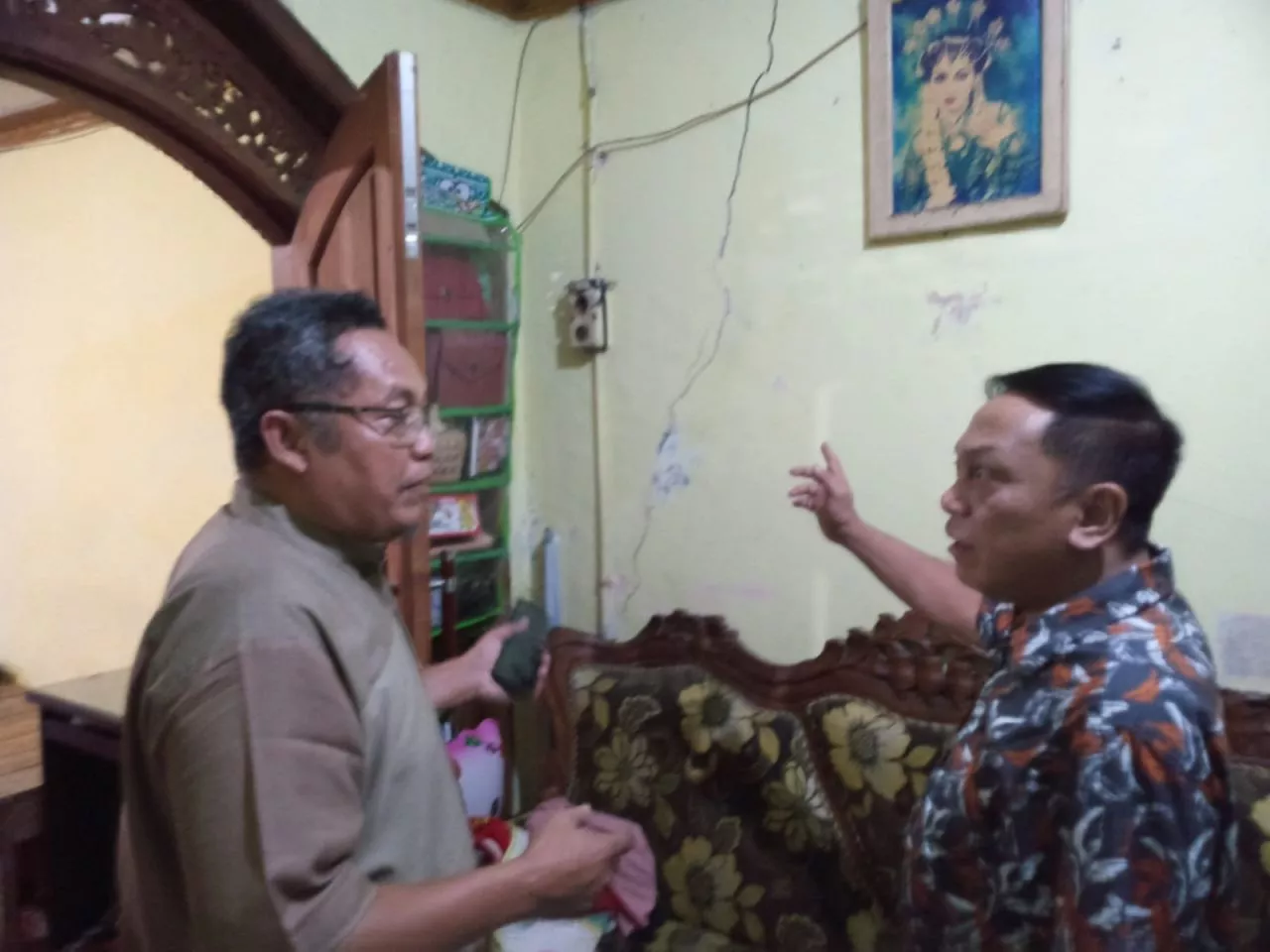 Dampak Pembangunan Apartemen, Puluhan Rumah Warga di Panjang Jiwo Retak