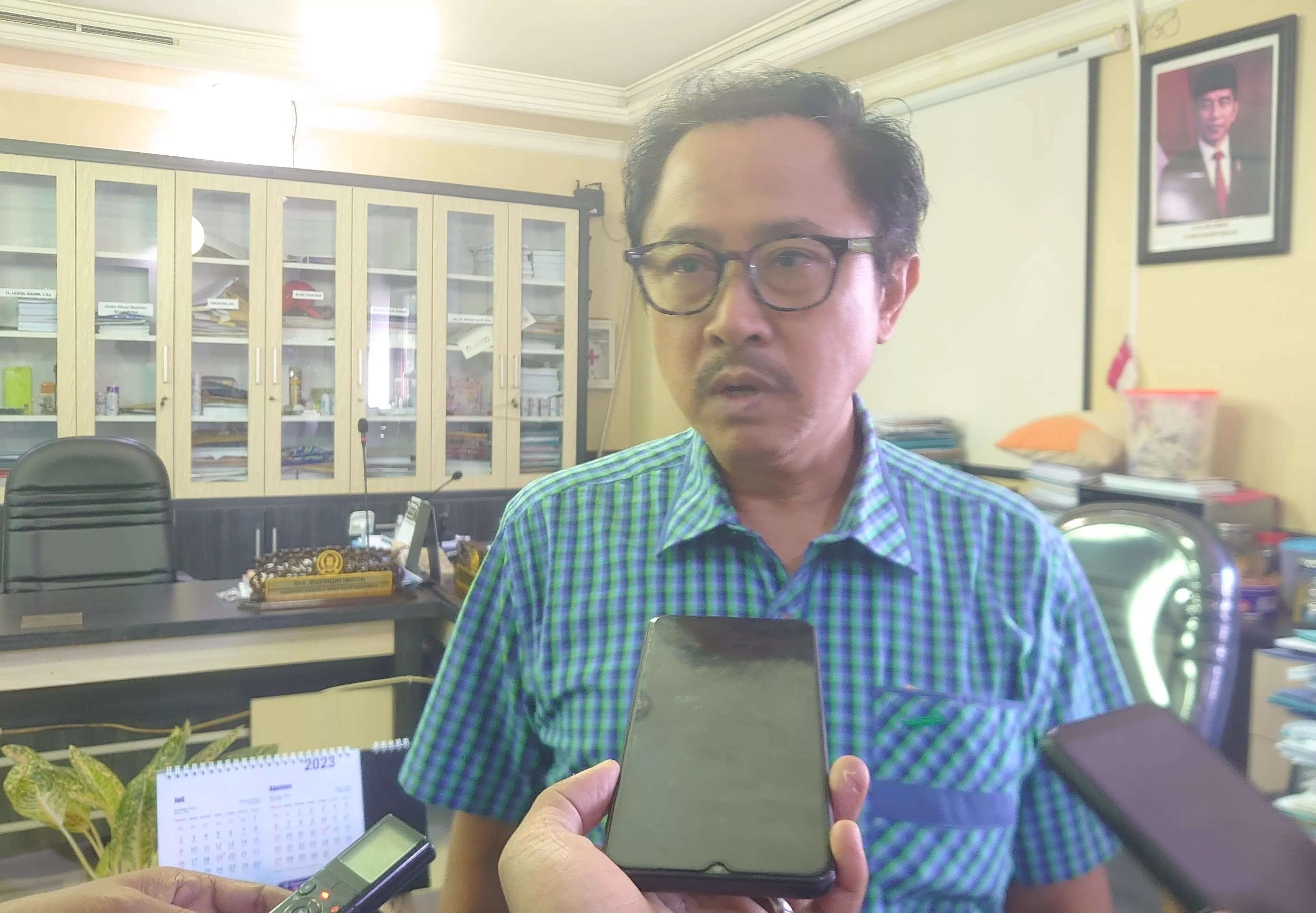 Pemkot Surabaya Kebut Rutilahu, DPRD: Tukangnya Harus Profesional