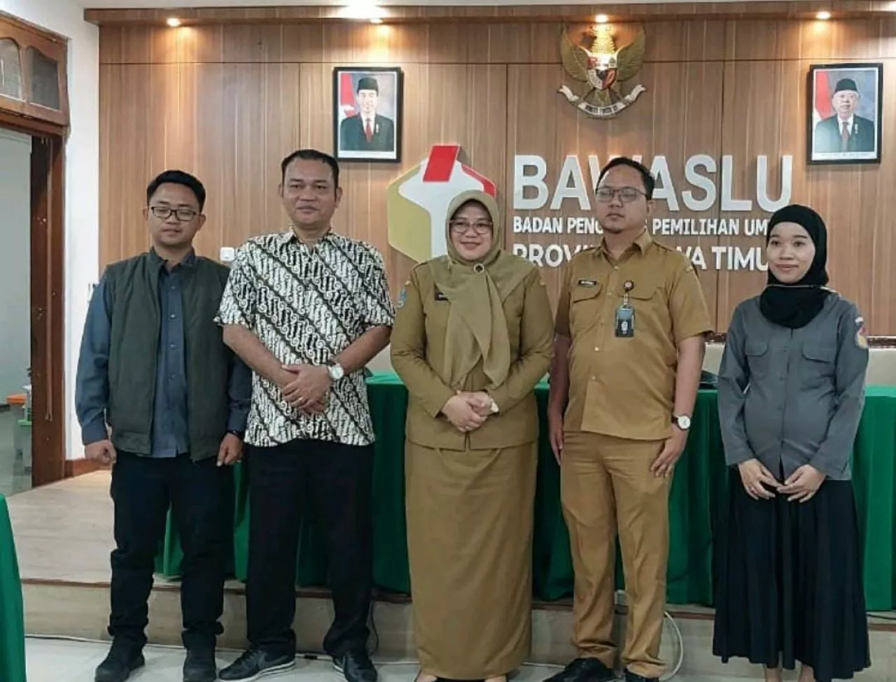 Bawaslu Jatim Bersama Dinas Kominfo Kerjasama Penyaluran Informasi Dan Perangi Hoax Pemilu 2024