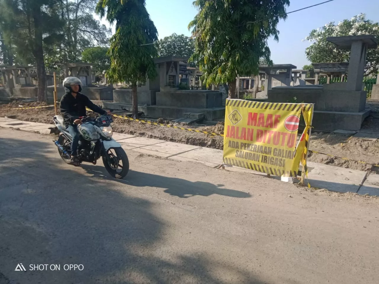 Proyek Drainase di Makam Kembang Kuning, CakYo: Setelah Kelar Sisa Material Harus Bersih dan Jalan Tidak Berkubang