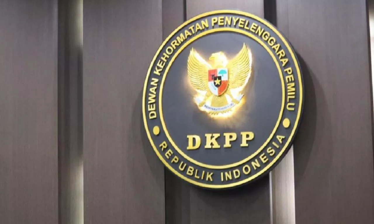 Sairil Munir, Anggota KPU Bangkalan Mendapatkan Peringatan Keras Dari DKPP