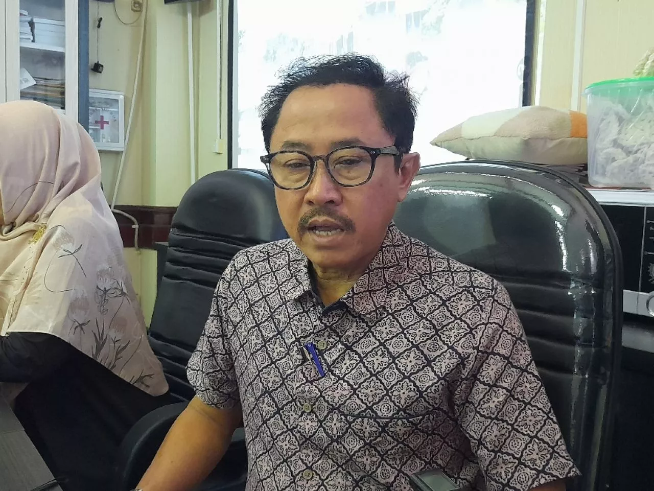 Ini Kata Baktiono Terkait Kado Celana Dalam Kosgoro 1957 Jatim ke Komisi D
