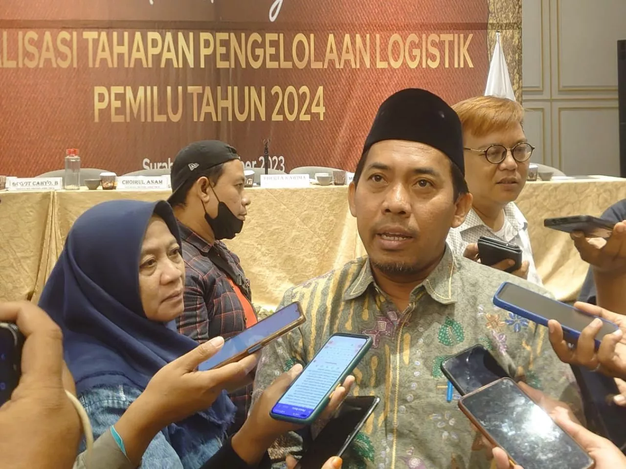 Pastikan Logistik Pemilu Tiba H-1, KPU Jatim: Kami Pantau Melalui Barcode