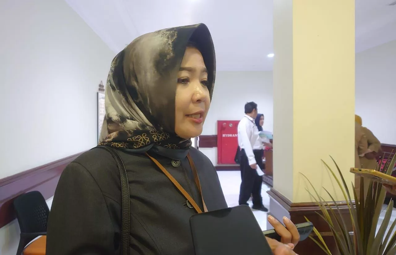 Anna Fajriatin: Dinsos Tidak Simultan Mencabut Permakanan Lansia