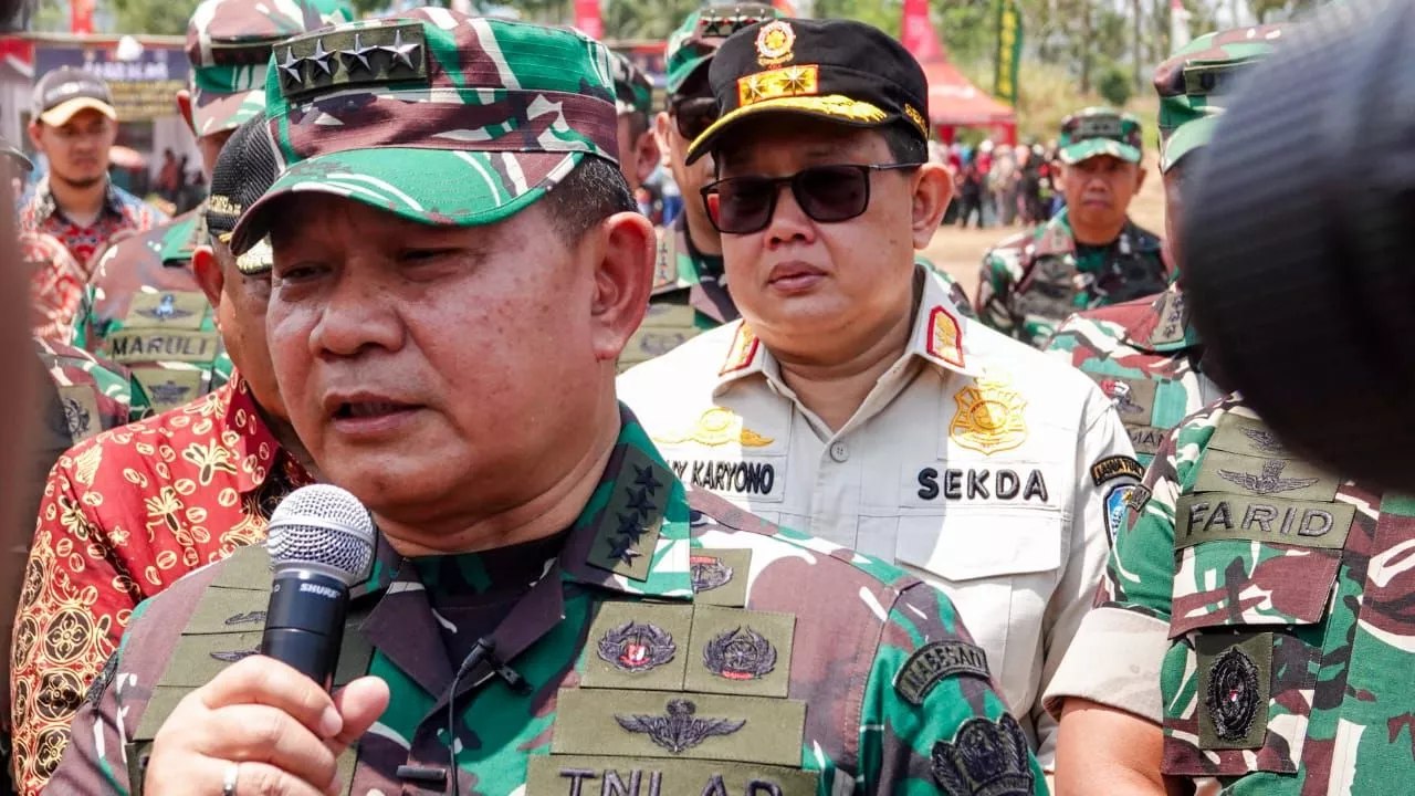 Jendaral Dudung Tutup Kegiatan TMMD Ke 118 Kodim 0818 Malang