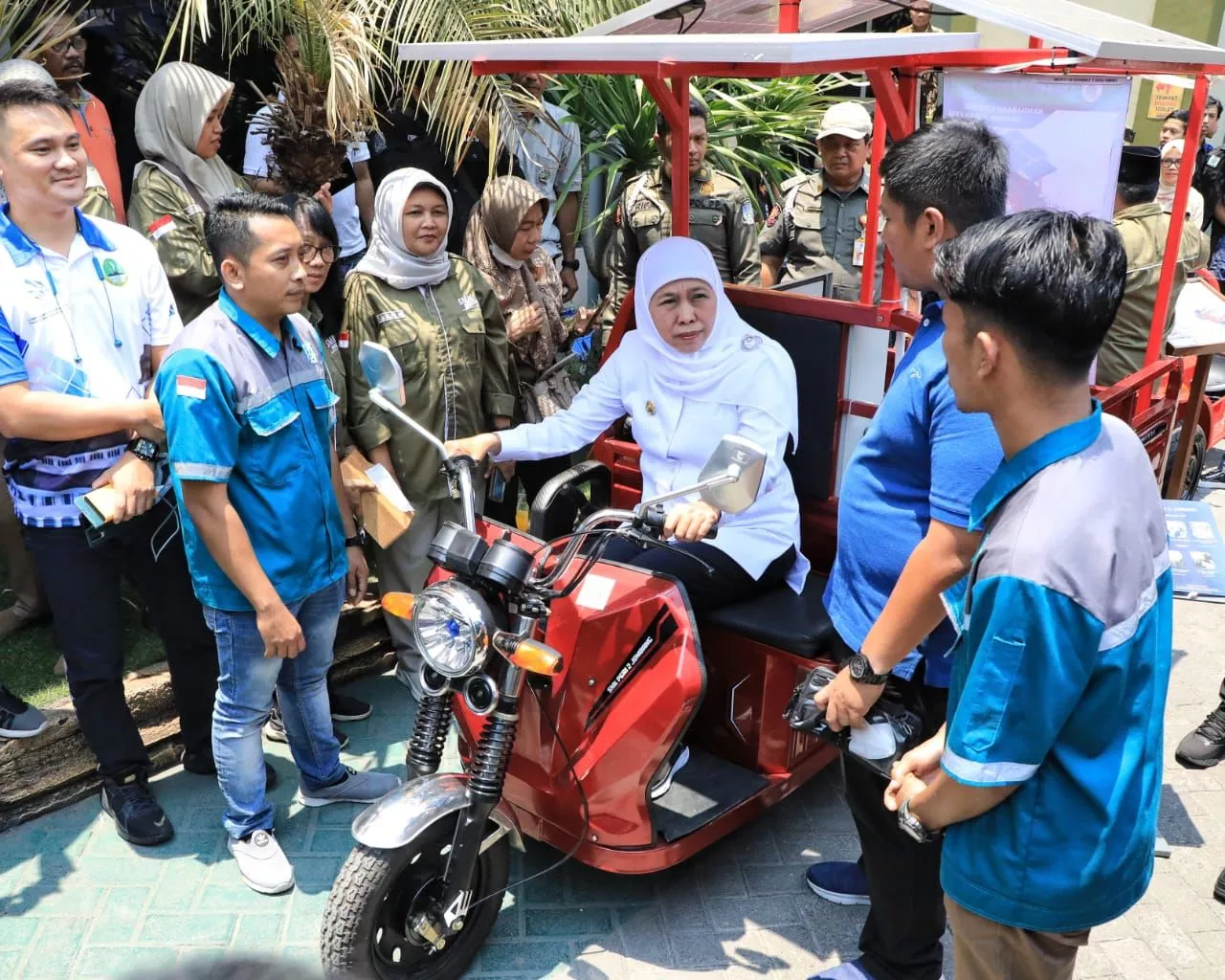 260 Kendaraan Konversi Listrik Karya Siswa SMK Jatim Pecahkan rekor MURI