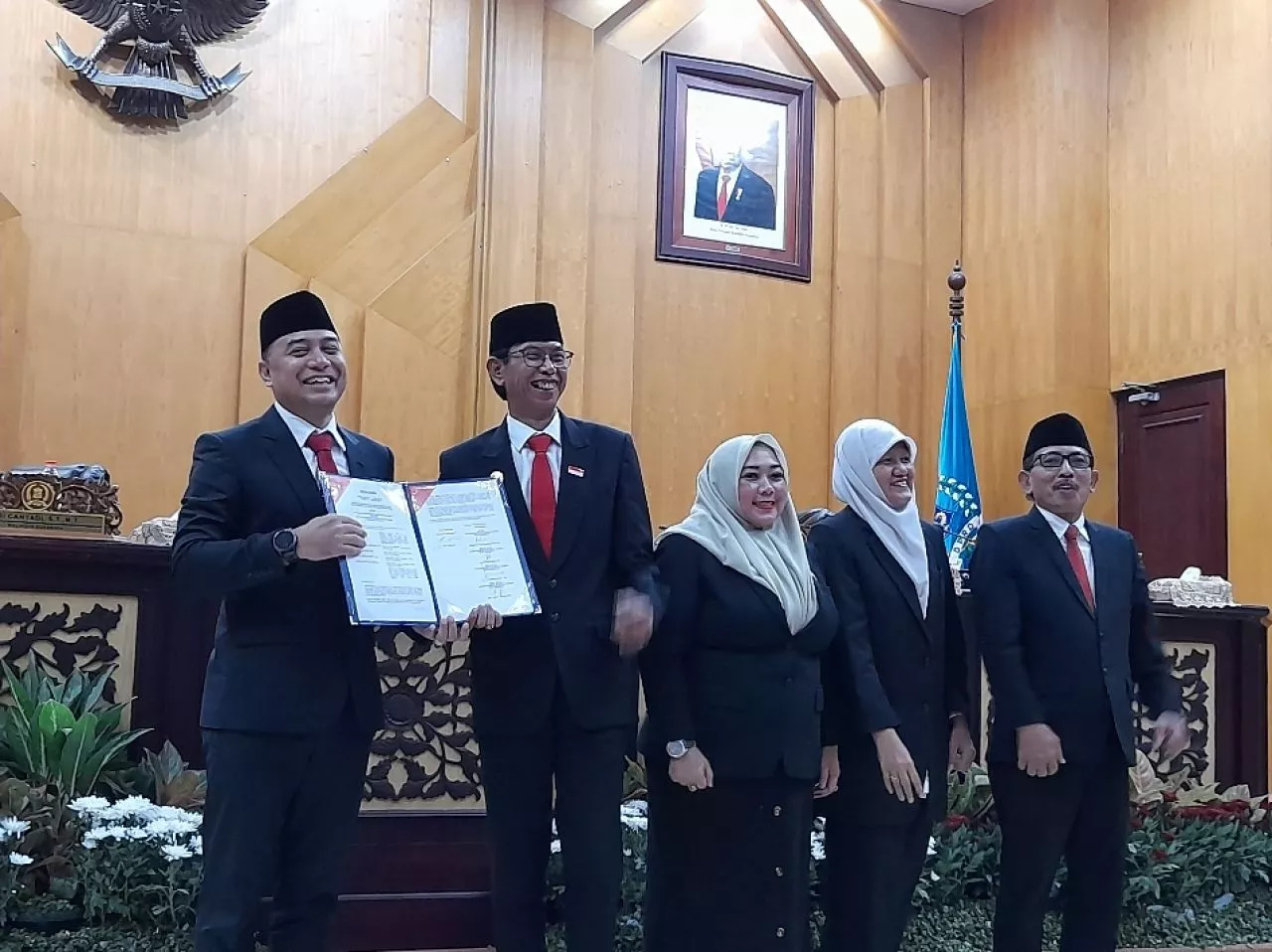 APBD Surabaya Tahun 2024 Turun Rp 10,9 T. Eri Cahyadi Klaim Sisa SILPA 2023 Rp 220 M
