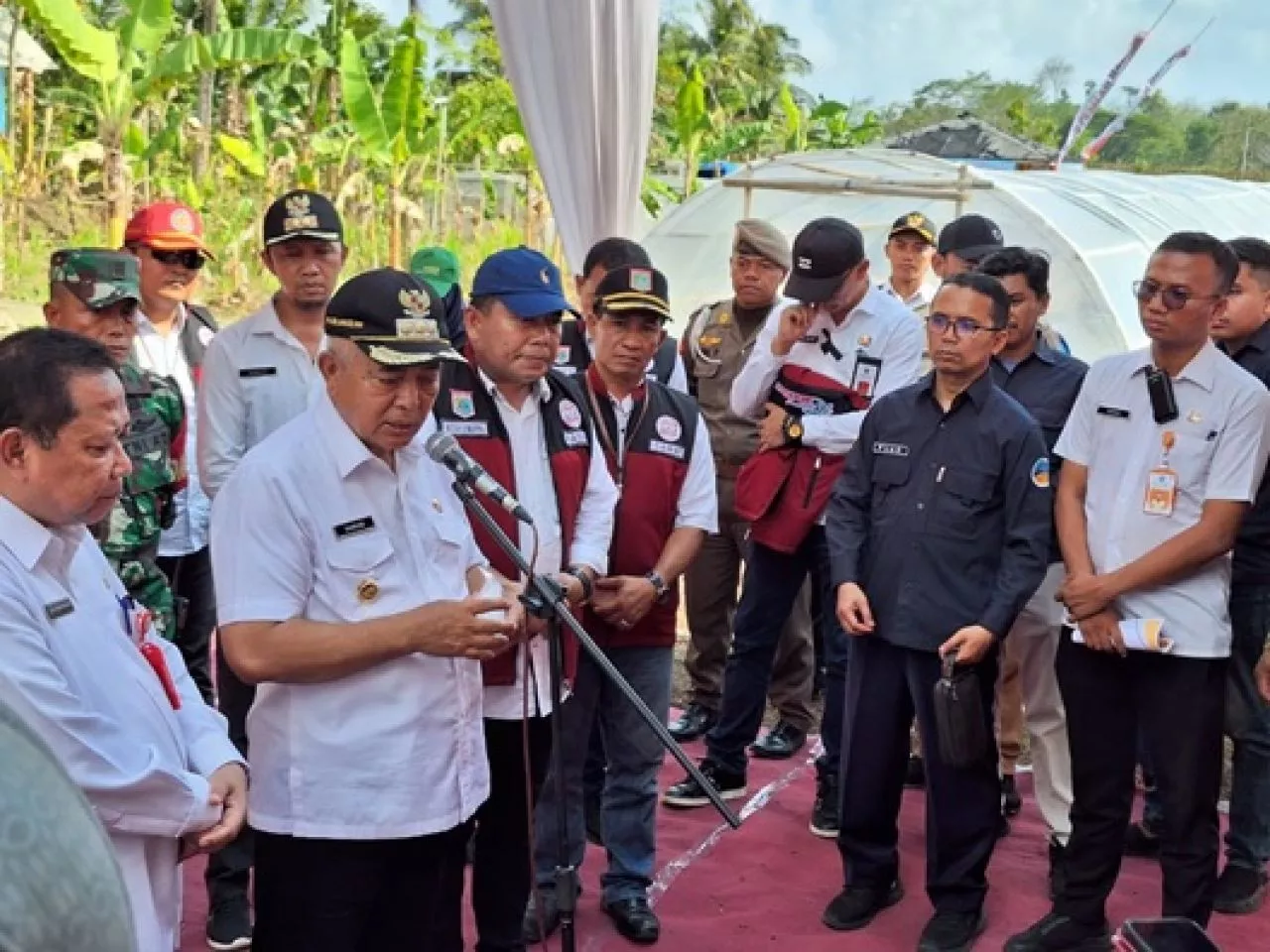 Bupati Malang, Datangi Panen Garam Tunnel Binaan PSPK UB