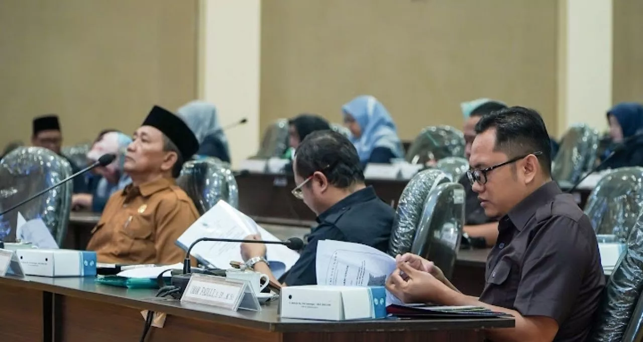 Fraksi-Fraksi DPRD Lamongan Semangat Tanggapi RAPBD 2024