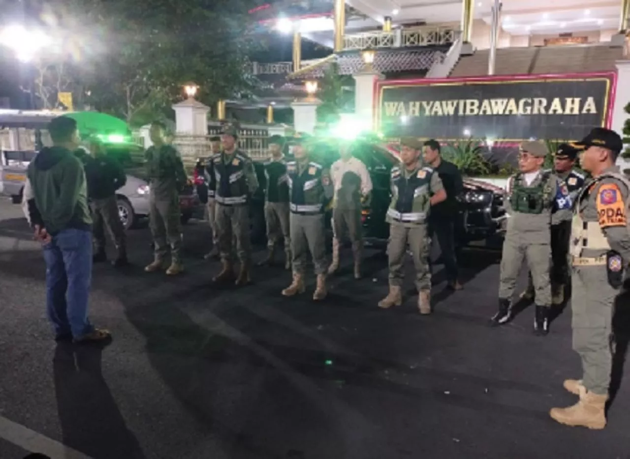 Satpol PP Jember Patroli Malam, Cegah Klitih Dan Jaga Jember Tetap Kondusif