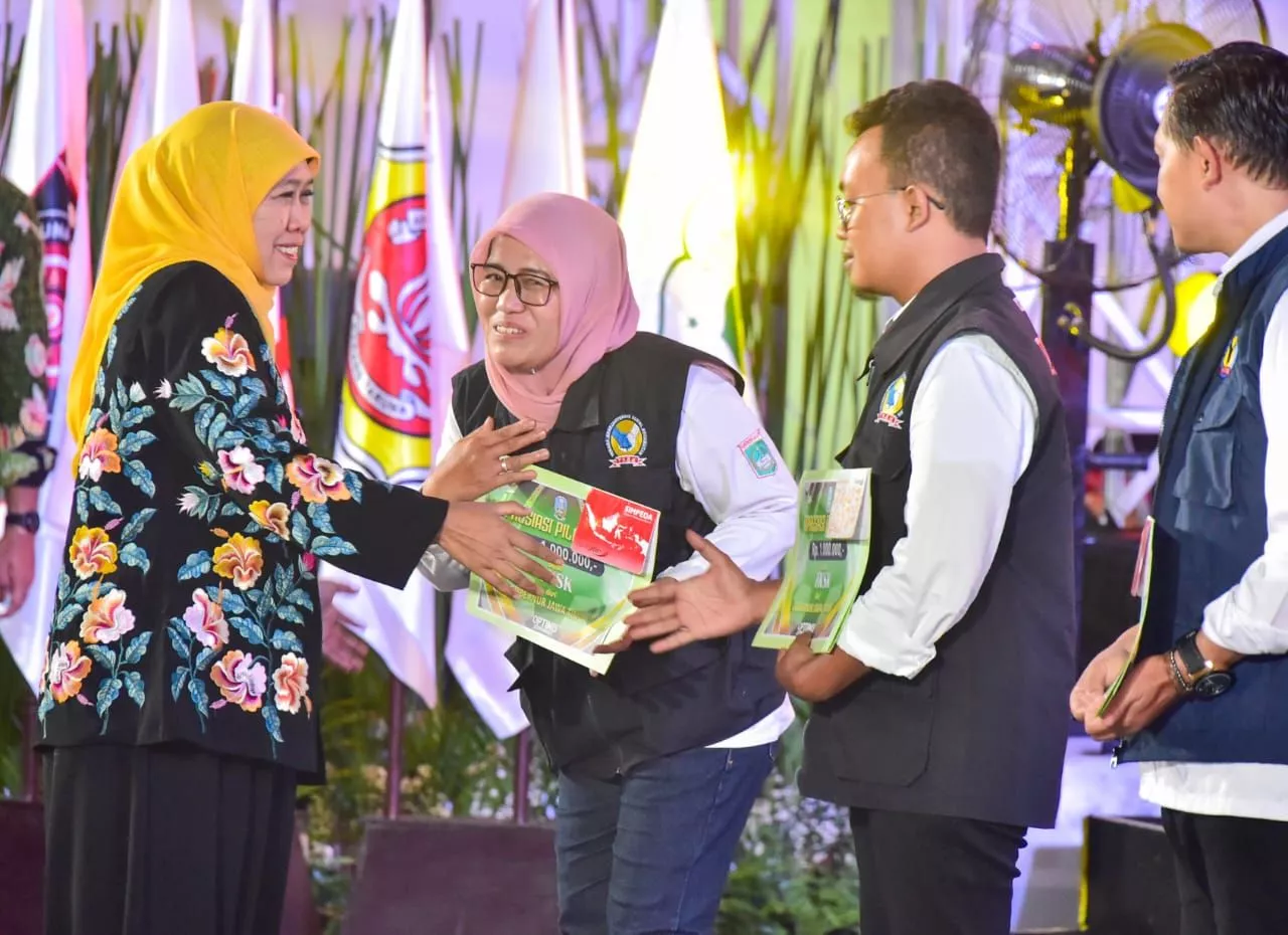 Khofifah Indar Parawansa menyapa ribuan pilar kesejahteraan sosial Di Malang