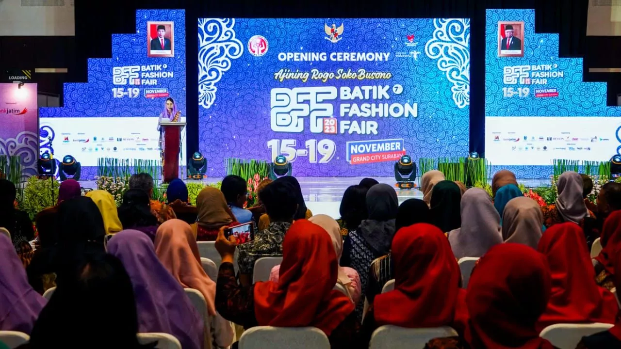 Batik Fashion Fair Sarana Promosi Produk UMKM Jatim