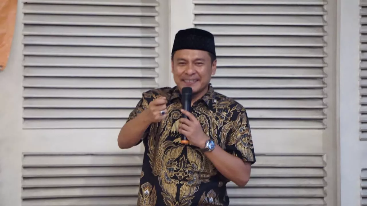 Anak Muda yang Dijuluki Blimbing Sayur itu Muncul dengan Gagasan Kongkret